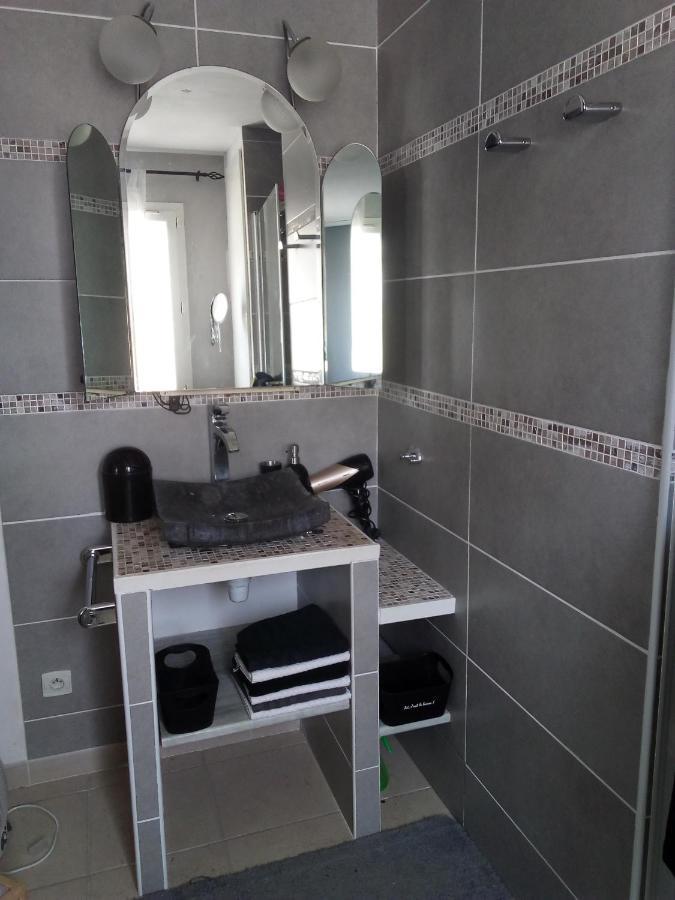 Bed and Breakfast Les Coronilles Бокер Экстерьер фото